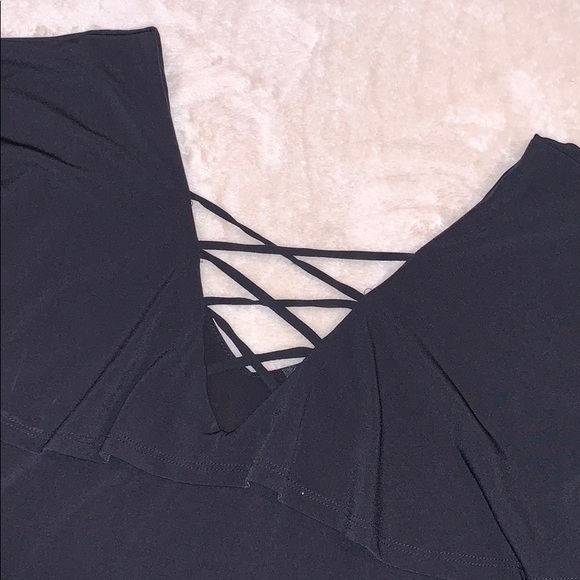 Black fold-over off shoulder bodysuit - Picture 2 of 3